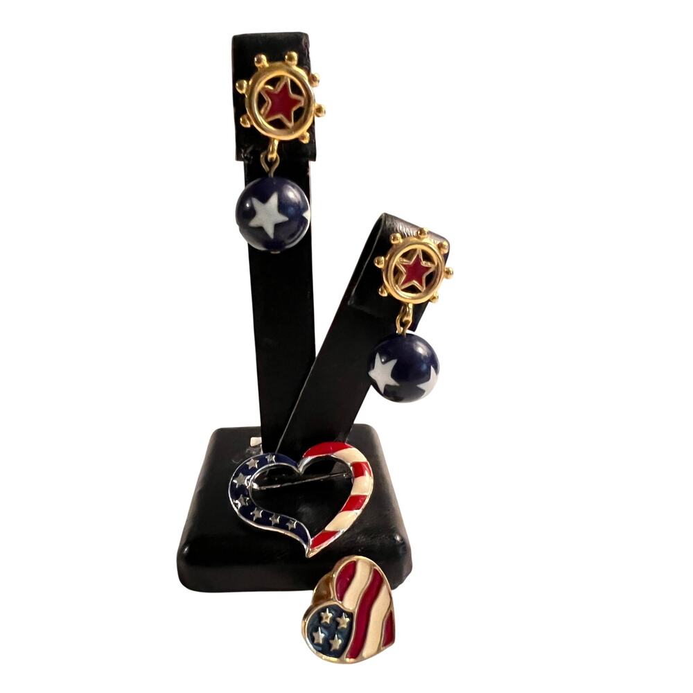 Vintage Avon lot red white blue patriotic earrings brooch pin Americana Flag